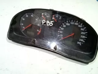 3B0919881F Щиток приборов (приборная панель) Volkswagen Passat B5 Арт e3904205, вид 3