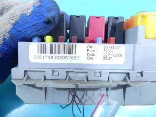 51738102 Блок предохранителей Fiat Croma 2 Арт e4275769, вид 3