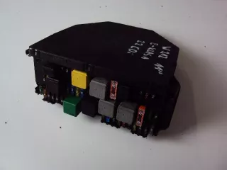A2129008307 Блок предохранителей Mercedes E C207 Арт e4282610, вид 2