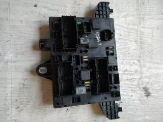 13302300 Блок предохранителей Opel Astra J Арт e4285914, вид 2