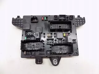 13302300 Блок предохранителей Opel Astra J Арт e4286074, вид 1