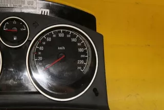 13230576 Щиток приборов (приборная панель) Opel Vectra C  Арт e4334644, вид 3
