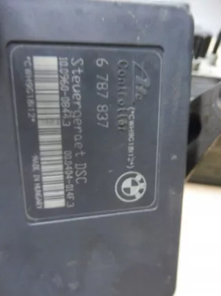 6787837 6791521 3451679152101 Блок ABS BMW 1 E81/E82/E87/E88 Арт e4384779, вид 3