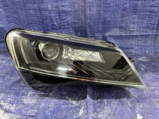 3V1941016B Фара правая Skoda Superb 3 Арт e4673307, вид 1