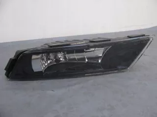 3V0941700 Фара противотуманная правая Skoda Superb 3 Арт e4922711, вид 1