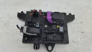 365927271 518777024 Блок предохранителей Opel Zafira C Арт e4931850, вид 1