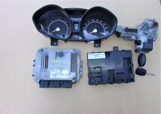 9V21-12A650-AB Блок управления двигателем Ford Fiesta 5 Арт e4935856, вид 1