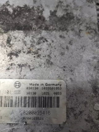 0281011101 8200095416 Блок управления двигателем Renault Espace 4 Арт e4975691, вид 3