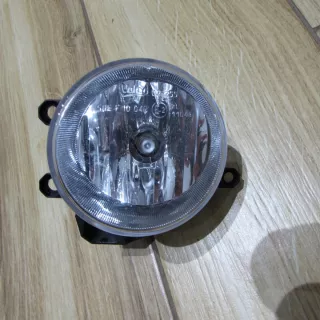 81220-02110 Фара противотуманная левая Toyota Yaris 3 Арт e5059643