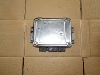 0281011646 8200305678 Блок управления двигателем Nissan Primera 12 Арт e5356250, вид 2