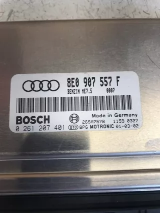 8E0907557F Блок управления двигателем Audi A4 B6 Арт e5448868, вид 4