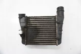 8E0145805AA 8E0145805T Интеркулер Audi A4 B7 Арт e5619486, вид 1