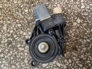 8A61-14A389-A Моторчик стеклоподъемника Ford Fiesta 6 Арт e5680034, вид 2