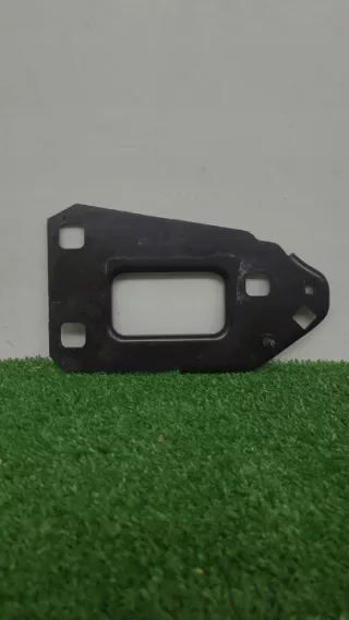 8K0805499 8K0805500 Передняя панель крепления облицовки (телевизор) Audi A4 B8 Арт e5807287, вид 1