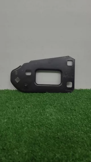 8K0805499 8K0805500 Передняя панель крепления облицовки (телевизор) Audi A4 B8 Арт e5807287, вид 4
