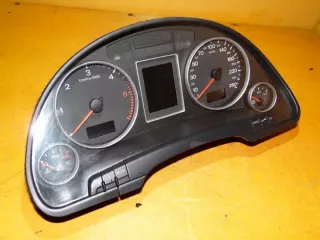 8E0920900R Щиток приборов (приборная панель) Audi A4 B7 Арт e5930722, вид 2