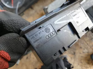06A906033EM Блок управления двигателем Volkswagen Golf 5 Арт e5964715, вид 8