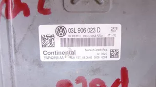 03L906023D Блок управления двигателем Volkswagen Polo 5 Арт e6000625, вид 2