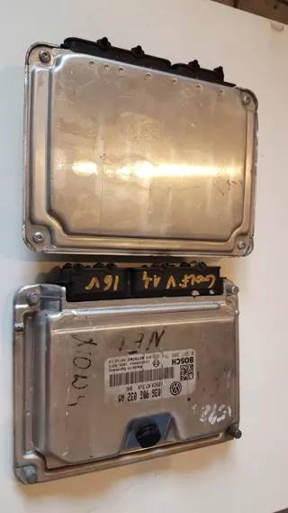 036906032AM 0261208754 Блок управления двигателем Volkswagen Golf 5 Арт e6018728, вид 1