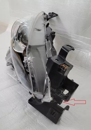 2013-2016 BHR1-51030 Фара правая Mazda 3 BM Арт e6126767, вид 2