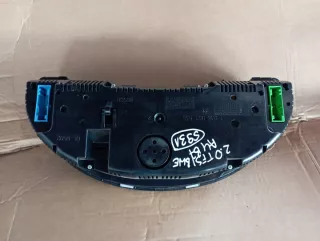 8E0920901E Щиток приборов (приборная панель) Audi A4 B7 Арт e6140106, вид 3