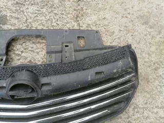 623105615R 93450928 Решетка радиатора Opel Vivaro B Арт e6183816, вид 8