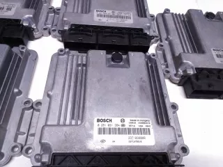 1,6DCI 237105202R 237103984R 0281031363 237103888R 237104588R 0281030991 0281031368 237101620R 237104933R 0281031364 237104589R 237107550R Блок управления двигателем Renault Trafic 3 Арт e6250278, вид 9