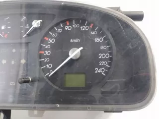 8200218863 5514000062 7N0E6E53 Щиток приборов (приборная панель) Renault Laguna 2 Арт e6341396, вид 4