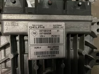 237100121R 237100425R Блок управления двигателем Renault Megane 3 Арт e6373548, вид 1