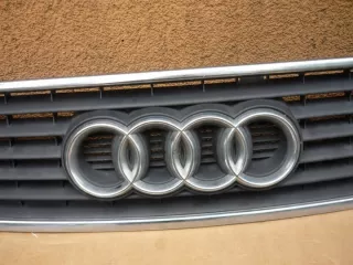 4B3853651 4B3853651, Решетка радиатора Audi A6 C5 (S6,RS6) Арт e6409194, вид 3