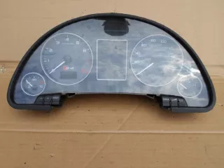 8E0920982B Щиток приборов (приборная панель) Audi A4 B7 Арт e6446115, вид 1