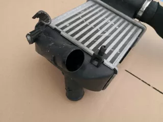 8E0145805P Интеркулер Audi A4 B6 Арт e6482556, вид 3