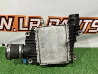 GX73-6K775-AE T2H32177 LR139045 LR082395 GX736K775AE GX736K775AD GX73-6K775-AD Интеркулер Jaguar F-Pace Арт e6493737, вид 2