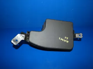 KD47-675X0C Блок предохранителей Mazda 3 BM Арт e6494419