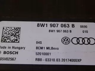 8W1907063B Блок предохранителей Audi A4 B9 Арт e6570305, вид 2