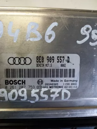 8E0909557D Блок управления двигателем Audi A4 B6 Арт e6670245, вид 3