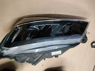 3V1941015A Фара левая Skoda Superb 3 Арт e6719175, вид 1
