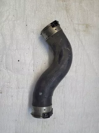  Гофра инжектора Mazda 3 BM Арт e6736115