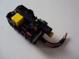 9806192580 Блок предохранителей Citroen C4 2 Арт e6790771, вид 1