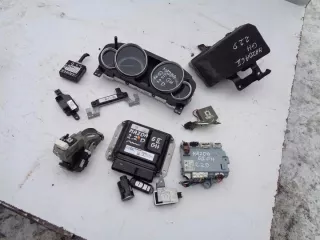 R2AC18881 Блок управления двигателем Mazda 2 DE Арт e6795453, вид 1