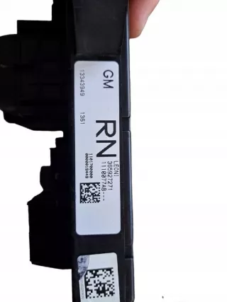 13343949 Блок предохранителей Opel Astra J Арт e6851952, вид 2
