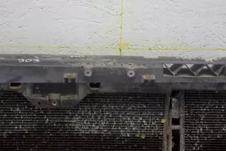  Передняя панель крепления облицовки (телевизор) Mitsubishi Colt 6 Арт e6950525, вид 4