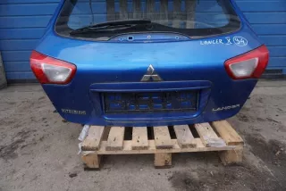 1375667878 Крышка багажника (дверь 3-5) Mitsubishi Lancer 8 Арт e7148713, вид 2