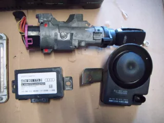 8E0909559M Блок управления двигателем Audi A6 C5 (S6,RS6) Арт e7233448, вид 4