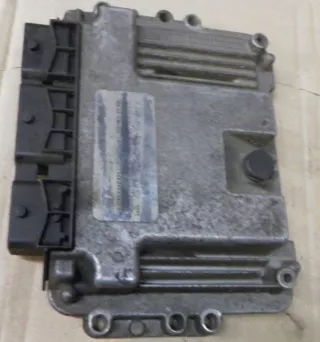  Блок управления двигателем Renault Megane 2 Арт e7241716, вид 3