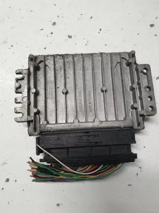 S110010004D S110010004 8200055742 7700114024 Блок управления двигателем Renault Scenic 1 Арт e7268552, вид 4
