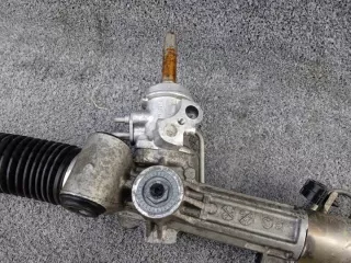  Рулевая рейка Opel Astra H Арт e7335591, вид 2