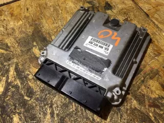 03L906022MR Блок управления двигателем Audi A4 B8 Арт e7343487, вид 4
