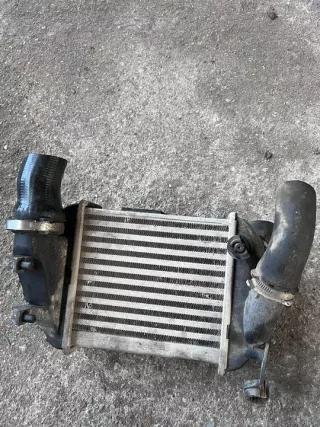 8E0145805P Интеркулер Audi A4 B7 Арт e7351318, вид 1