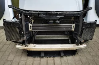  Передняя панель крепления облицовки (телевизор) Audi Q7 4L Арт e7384271, вид 1